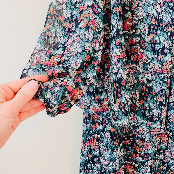 Izzy & Lola Dress🌛 - Picture 2 of 4